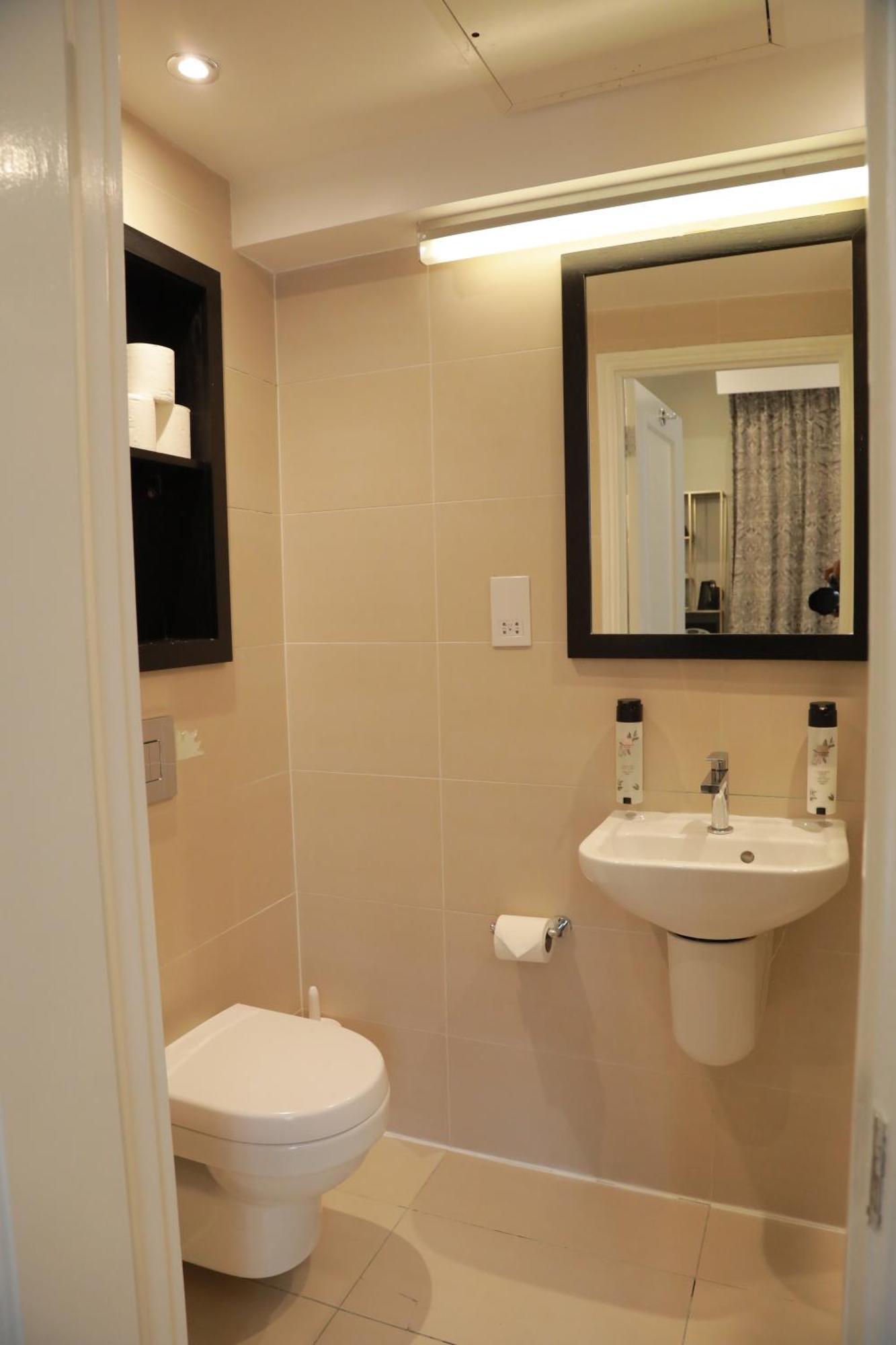 Bloomsbury Palace Hotel 4*